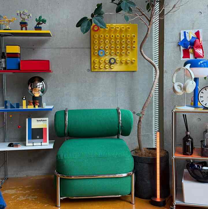 最近IKEA PSの新しいチェアを発売前なのに、Ikea Japanさんから頂けました！かわいい！

#ikea #ikeaps #ミッドセンチュリー
