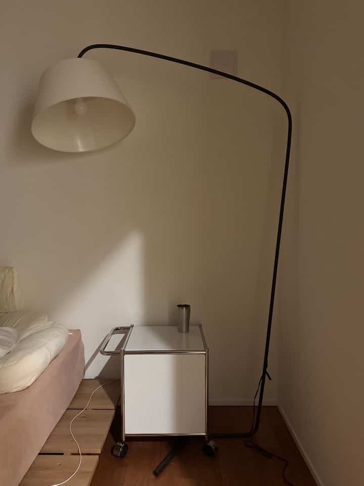 🛏️✨
.
.
.
#Hay
#ikea
#ミッドセンチュリー
#flos
#IKEA
#ベッドルーム
#tekla