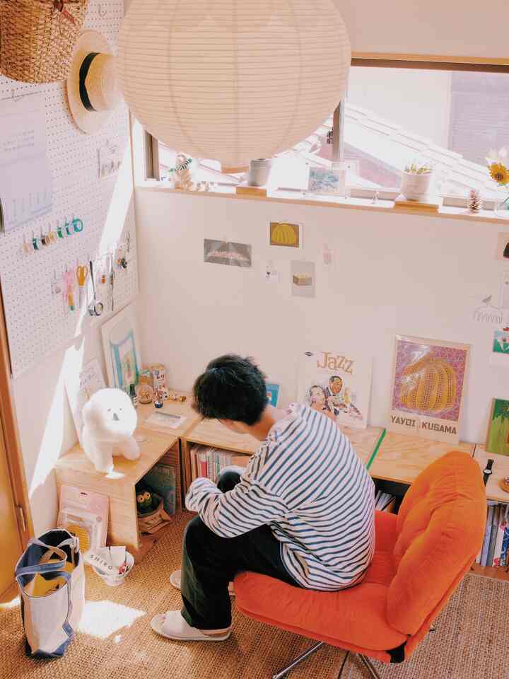 お気に入りのひとり部屋の暮らし🏡


#リビング　#部屋　#ソファー　#好きなもの　#一人暮らし　#IKEA 