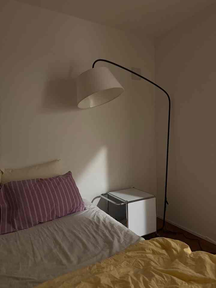 🛏️✨
.
.
.
#Hay
#ikea
#ミッドセンチュリー
#flos
#IKEA
#ベッドルーム
#tekla
.