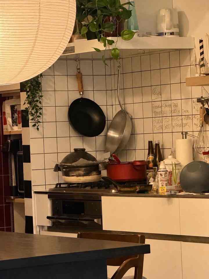 新しい手作り土鍋が仲間入り🫶🏻
デカすぎて好き🫶🏻
よろしくなっ

#kitchen
#dining
#japandi
#賃貸インテリア
