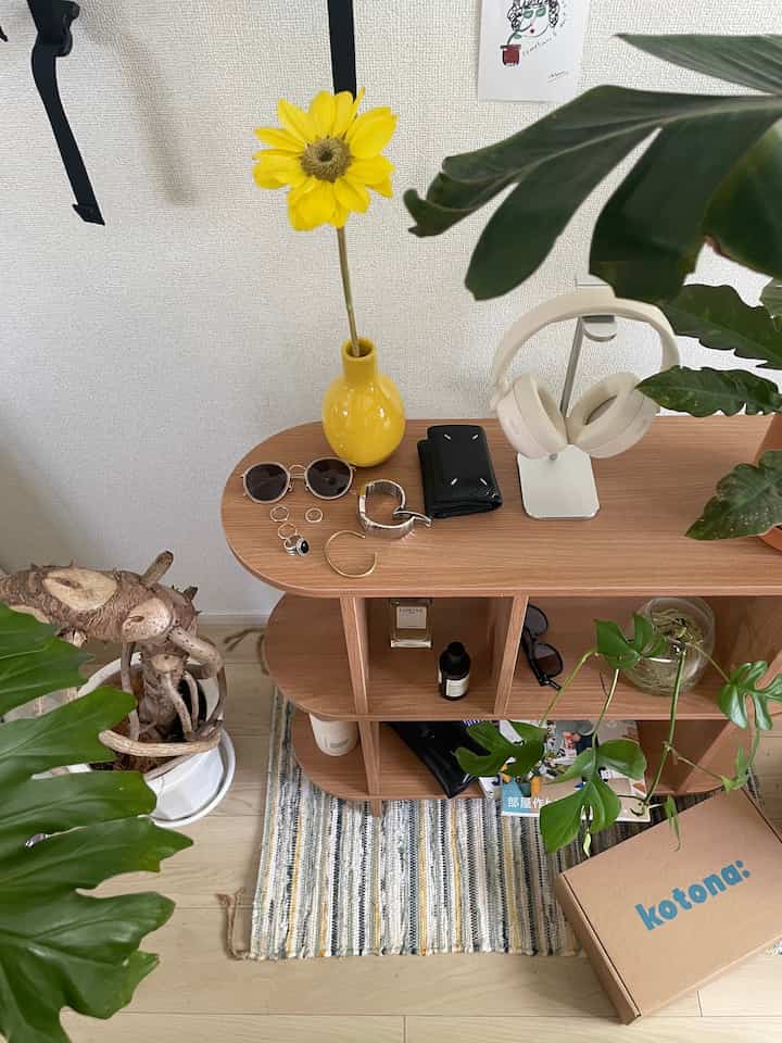 部屋に夏感を取り入れるために
ひまわりを置きました🌻

#夏準備