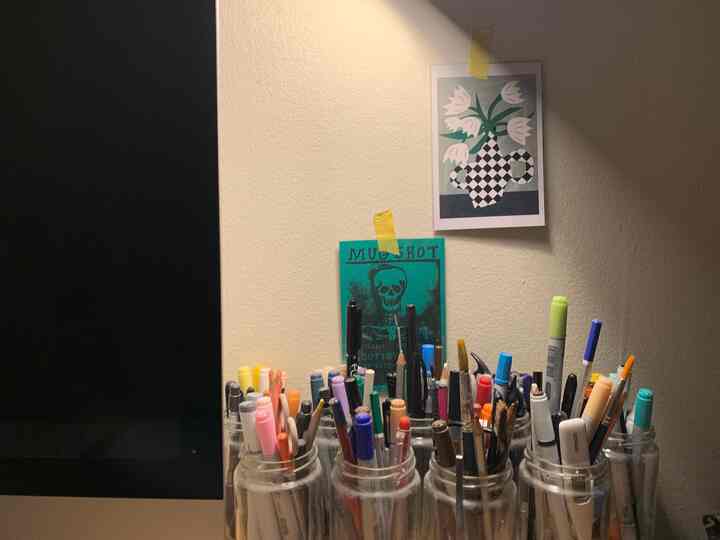 My workspace at night.

What should I do with the desk area in my next house...?

#desk #DIY #夜 #インテリア