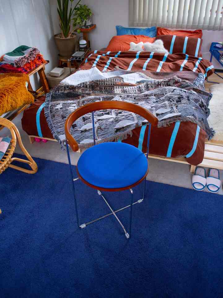 部屋はイスで変わる🪑