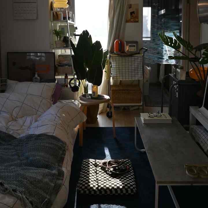夕暮れ時の部屋
少し薄暗くても、色が多いと気持ち上がりますね!
#Ohouse #Ohousejp