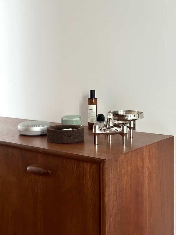 青磁にハマってます。

#青磁 #インテリア小物 #stoff #aesop #byredo