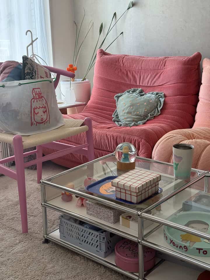 いつものお部屋

#ソファ #インテリア #チェア #収納 #ブランケット 