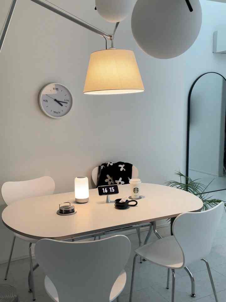 お気に入りのダイニングჱ̒ᐡᴖ ·̫ ᴖᐡ🎀

インスタには動画ばかりで
なかなかリビングの写真載せることが
減っちゃったからこっちで載せられてうれしい♬.*ﾟ

#ダイニング #dining