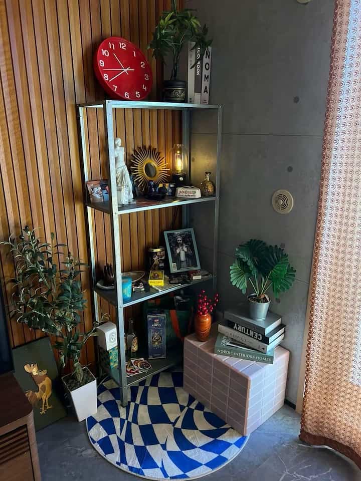 テレビ横の空間📺
IKEAのヒュッリスってコスパ最高ですよね💯
#IKEA
#イケア
#カラフルインテリア
#海外風
#ミッドセンチュリー