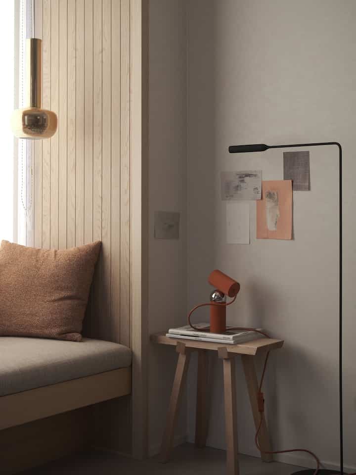 We've gathered lots of lights around the nook to create an even more relaxing space 💡🤍

#nook #間接照明 #myhome #japandi interior #cozyspace