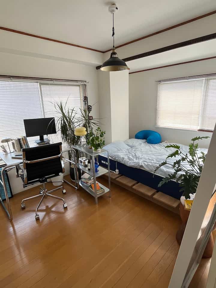 寝室の全体🛏️💡

#midcentury #midcenturymodern 
#ikea #1dk#ひとり暮らし#キッチン
 #インテリア #リビング #生活感のある暮らし 
#ミッドセンチュリー #ミッドセンチュリーモダン
#在宅勤務 #韓国インテリア#北欧インテリア#marketb