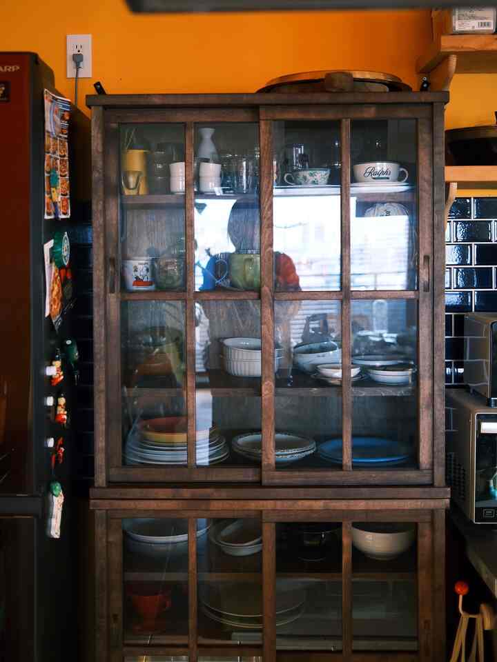 I bought a new cupboard.

The one I brought from my previous house was no longer big enough.

I bought it on a whim, but it fits perfectly and looks neat!

#kitchen
#kitchen_room
#interior
#cupboard
#cabinet
#apartment_renovation
#kitchen_renovation