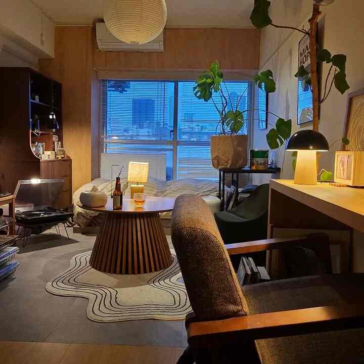 Sebuah kamar untukku memanjakan diri saat tinggal sendirian

#2026OhouseNewLife #myroom #interior #インテリア #一人暮らし #部屋
#sewa #ベッド #ペンダントライト #ローテーブル #テレビボード #デスク #こたつ #Ohouseshopping