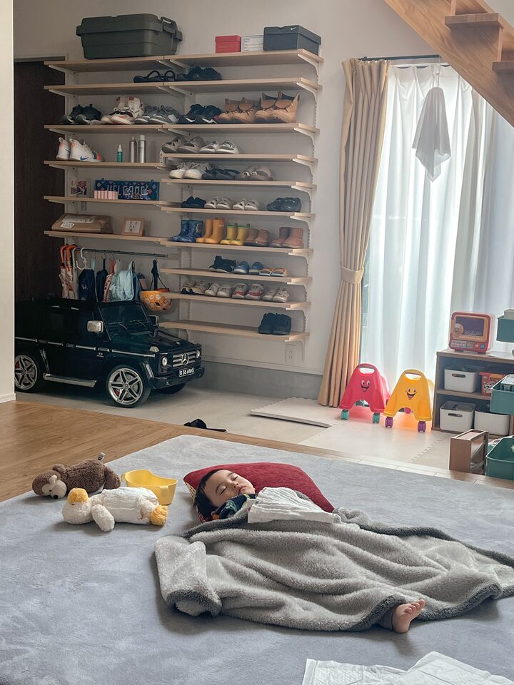 short form carousel card thumbnail