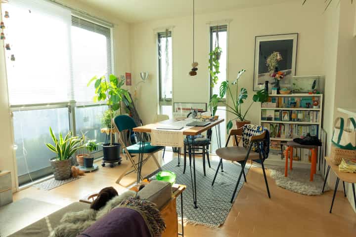 🇯🇵 1LDK｜"整えない"が美学🪴グラフィックデザイナーの雑多で心地いい暮らし