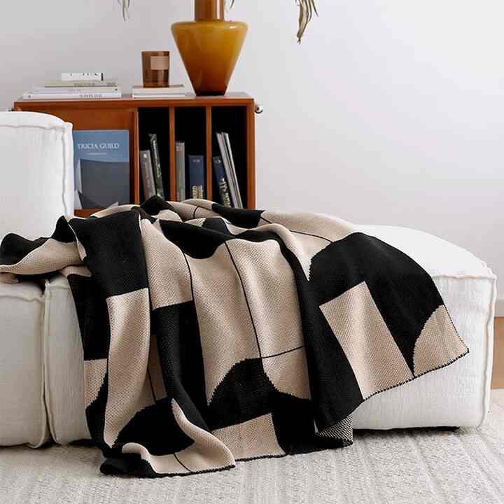 geometric pattern ニットブランケット 130×180
