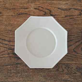 八角皿 22cm (ミルク)