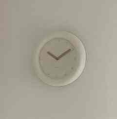 PT - Petra 壁掛け時計 D30cm アイボリー