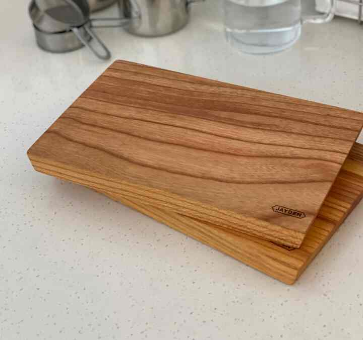 カッティングボード ケヤキ ミニ［2種］
