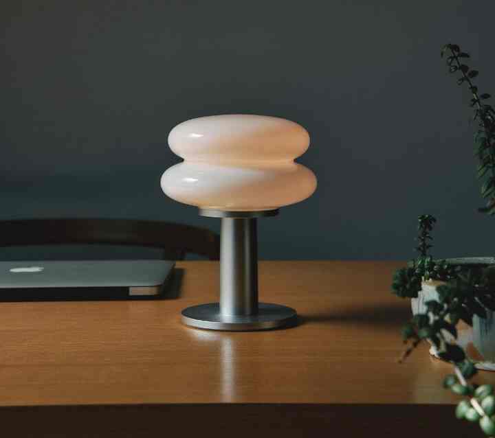 SNOWMAN 15 PORTABLE テーブルライト［3色］