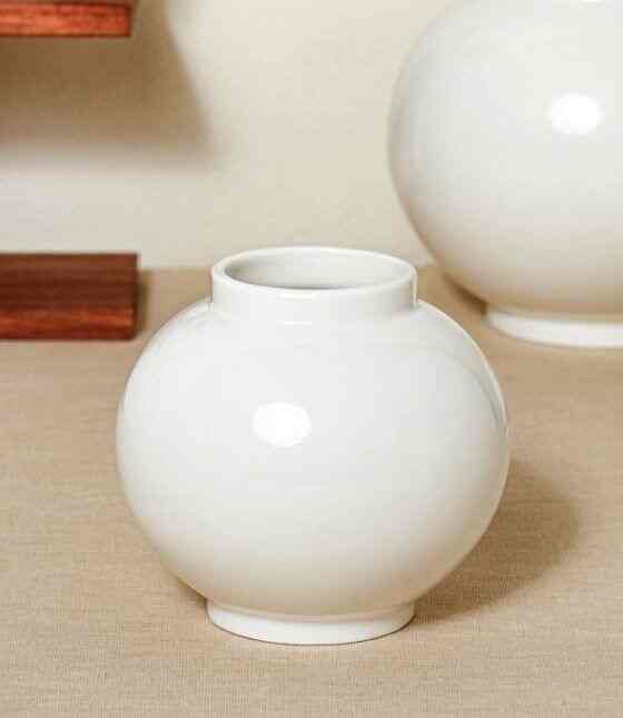 壺 オブジェ 中