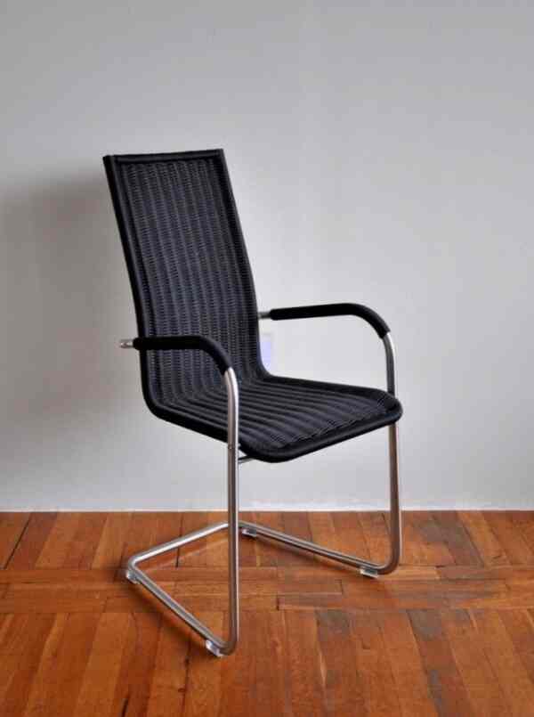 カンチレバー チェア H3E