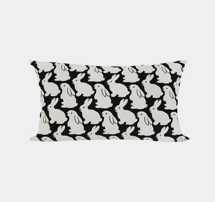 30 Little Black Bunnies Cushion リトルブラックバニーズ クッション