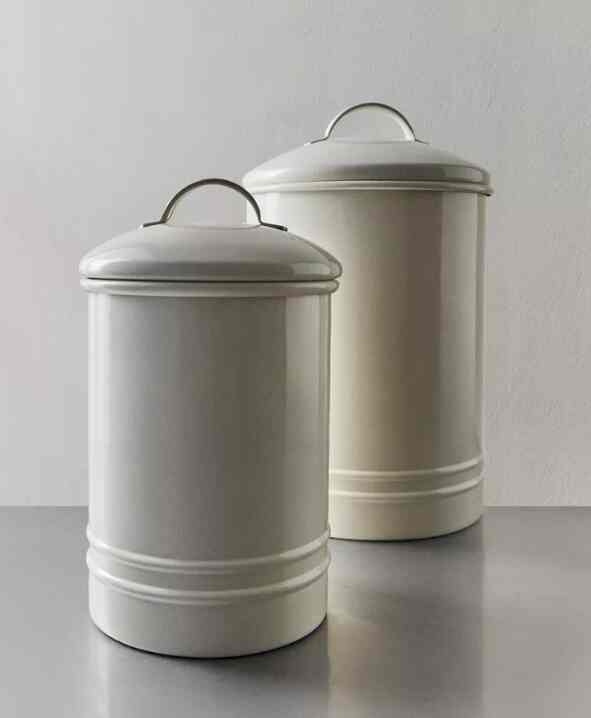 ラッカー仕上げ メタル 円筒形収納ボトル