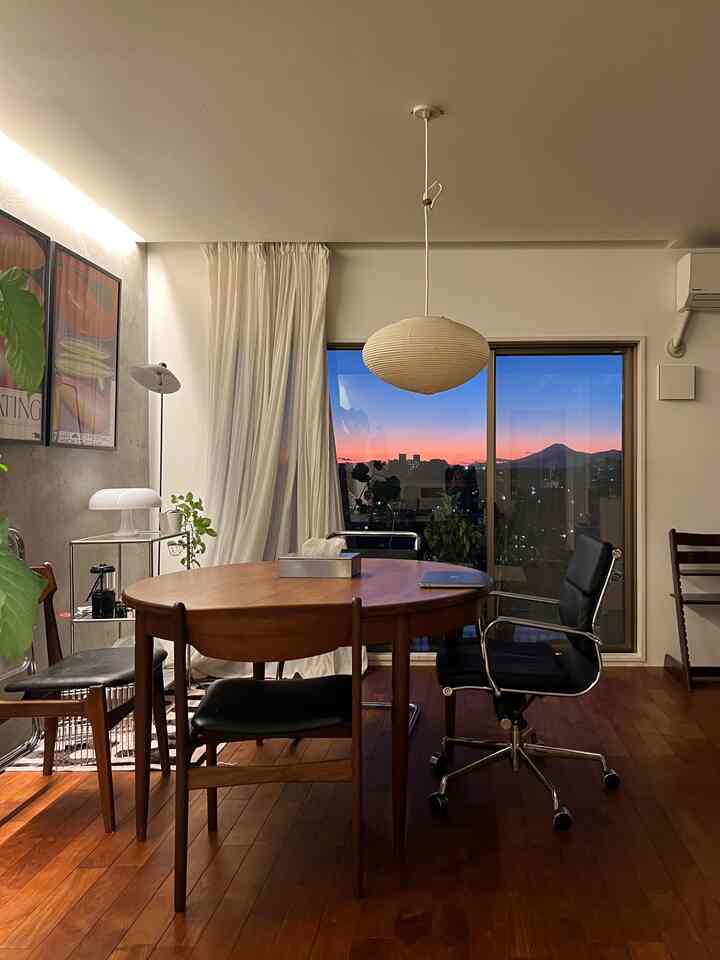 A day with a beautiful sunset.

#Living room #ミッドセンチュリーモダン #リノベーションマンション #日々の暮らし