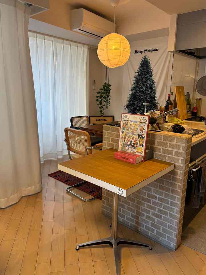 アドベントカレンダー📅🎄

#アドベントカレンダー
#クリスマスツリー
#ダイニングテーブル
