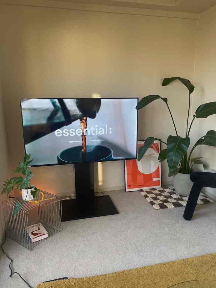 Checkered rug is cute🤎🤍

#Living room #WALL #リビングインテリア