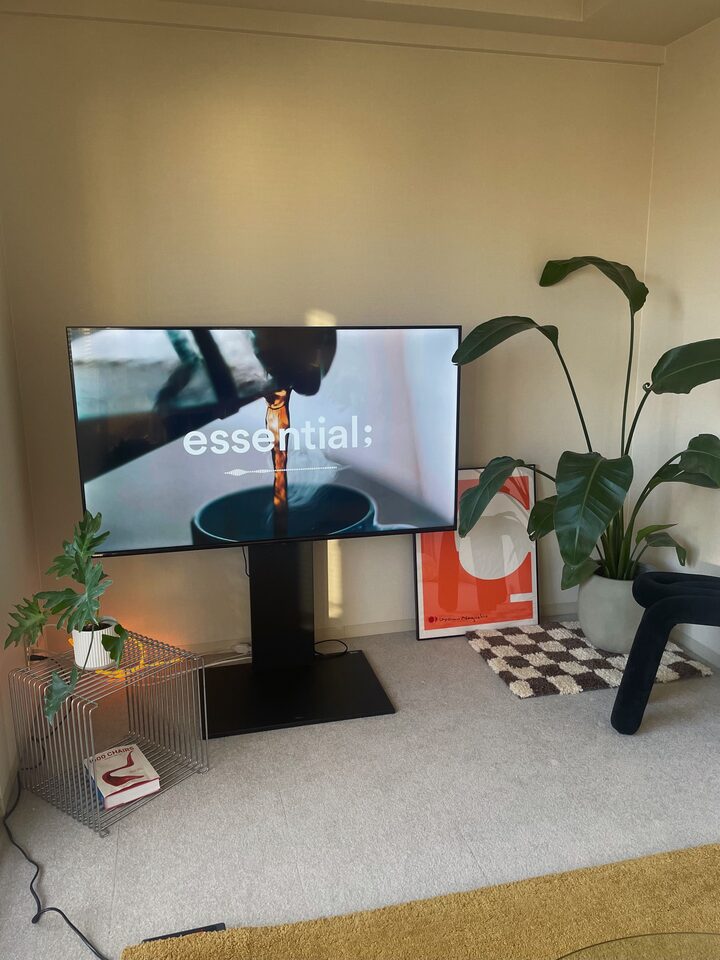 short form carousel card thumbnail