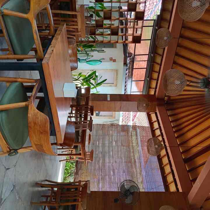 #gazebo tempat keluarga besar ngumpul, makan dan ketawa-ketawa..... 