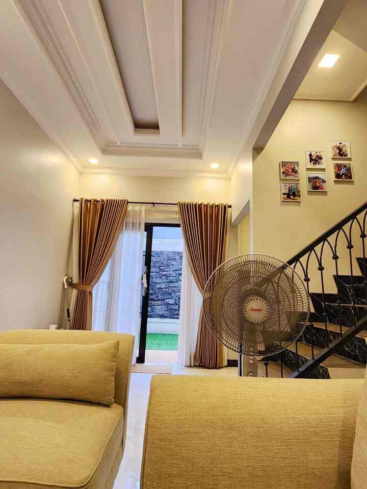 Ga pinter dekorasi, dikit dikit pelan pelan semoga bisa lebih baik 😉
#makenliving #ruangtamu #interior #interiorrumah #desainjapandi #desainrumah