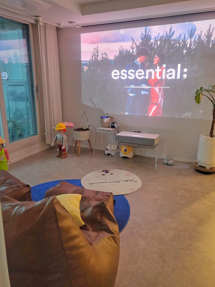 short form carousel card thumbnail