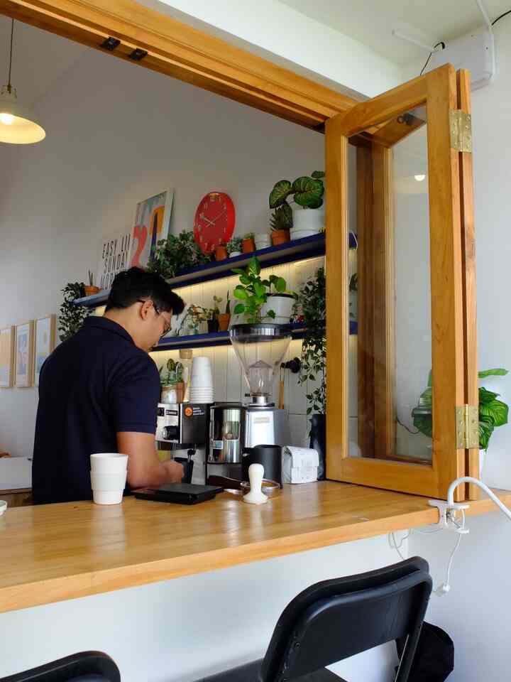 Tagged posts featuring PLUTTIS Wall Clock 3