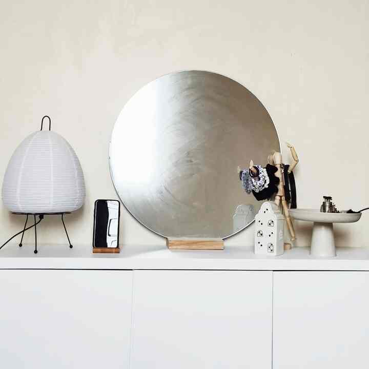 my long side table (doubles as a place for skincare and makeup) #cabinetstyling #ikea #akarilamp 