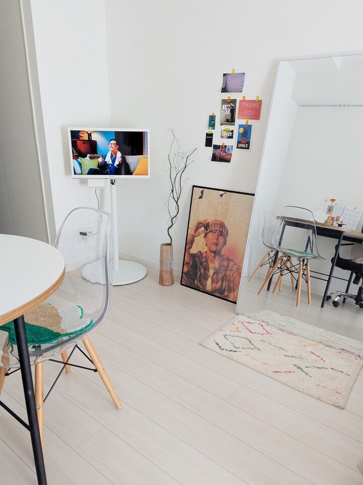 short form carousel card thumbnail