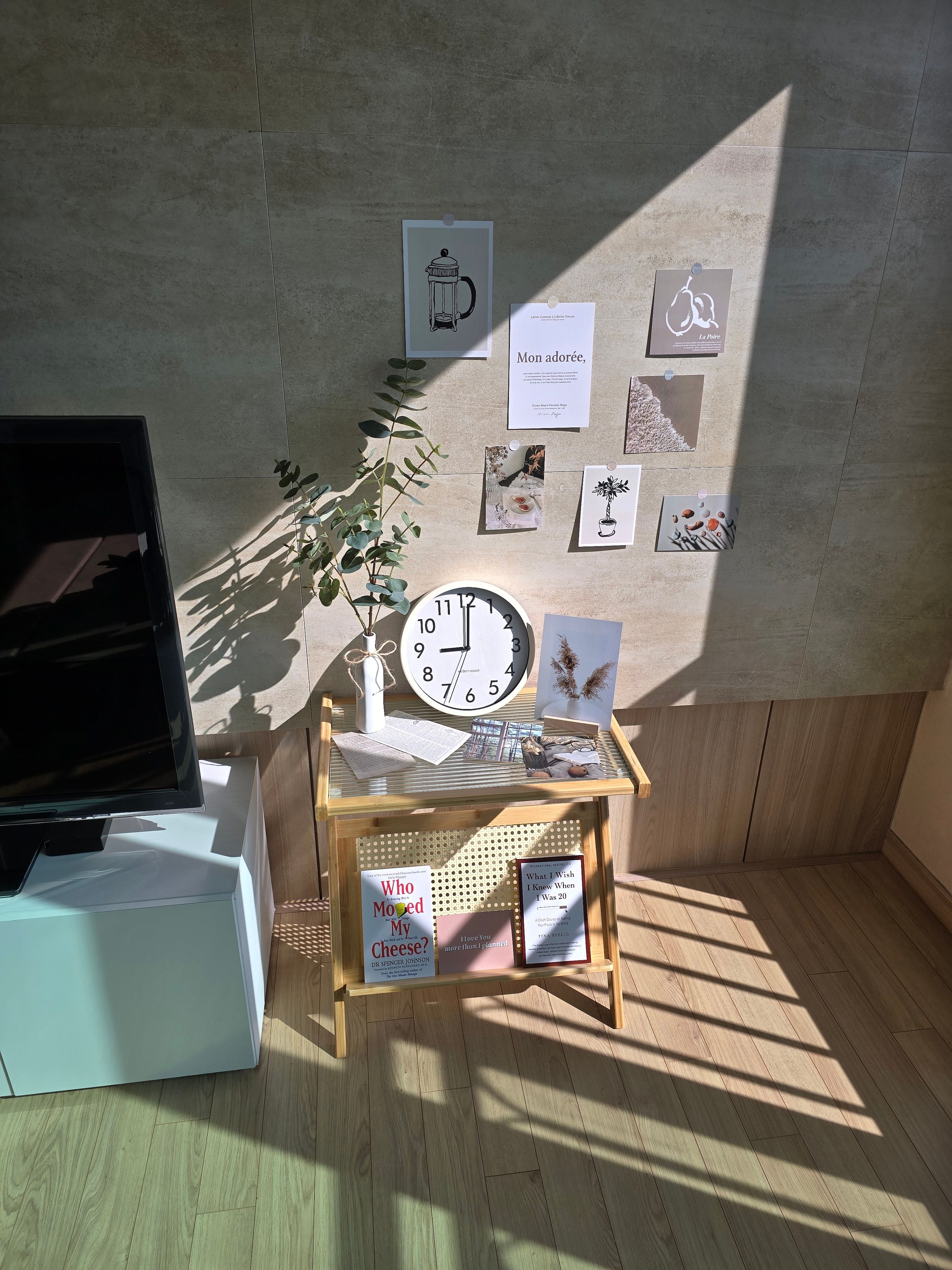 Bamboo Rattan Side Table with Magazine Holder user photo