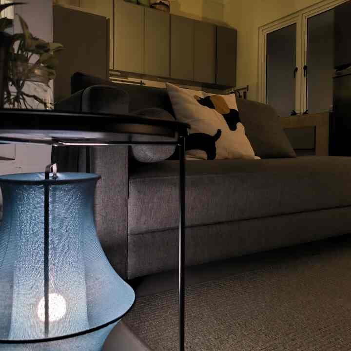 Titik Betah night mode 🛋️

#LivingRoom #CoffeeCorner #InspirasiRuangKeluarga #DekorasiRumah #MoodLighting