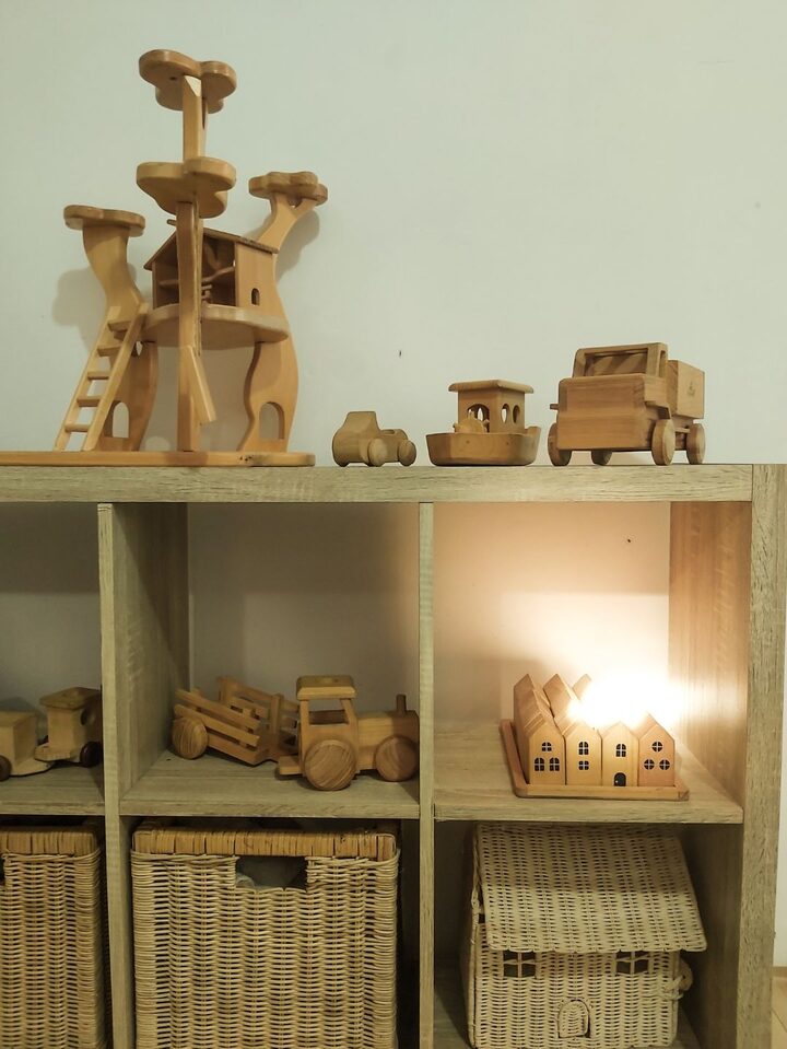 short form carousel card thumbnail