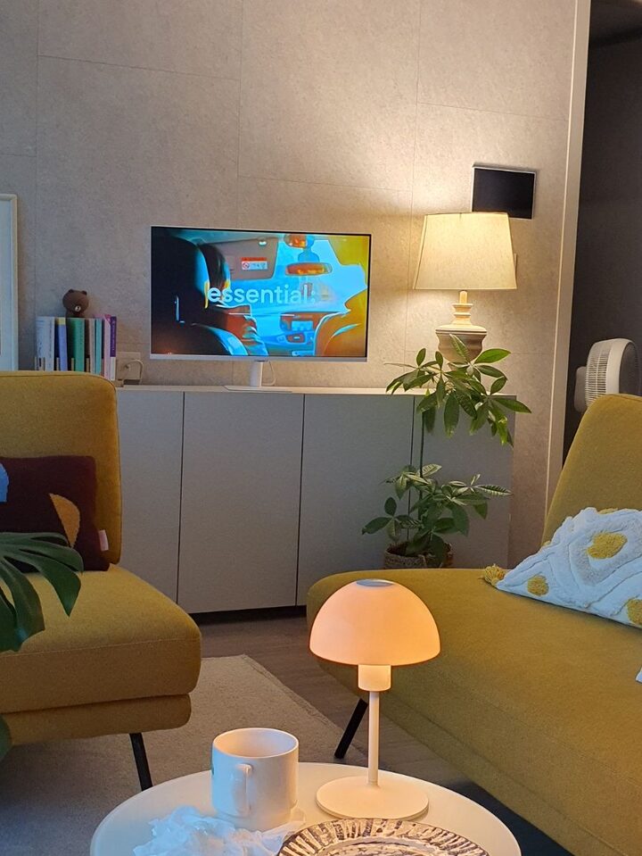 short form carousel card thumbnail