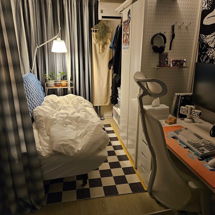 short form carousel card thumbnail