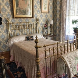 🏡 오늘의집  : ) ♥︎온갖빈티지♥︎
                           ▪︎On.God.Vin.T.G▪︎
pinterest.
906 15th St.
Modesto, California, U.S.
McHenry Mansion.
Built 1883
Built for Robert McHenry.
The McHenry Mansion is a Victorian-Italianate historic house museum situated in the historic downtown of Modesto, California. It was originally built in 1883 as a residence for Robert McHenry, a prominent local resident.
💚 이 세상은 빈티지빈티지하다  🧡
당신은 빈티지 러버인가요?
빈티지 그릇 콜렉터인가요?
집 꾸미기를 좋아하시나요?
♥︎온갖 빈티지♥︎ 홈 카페로 놀러오세요!  :)
🏡 오늘의집  : ) ♥︎온갖빈티지♥︎
                           ▪︎On.God.Vin.T.G▪︎
  '낙천주의 빈티지 러버'의 
        핀터레스트 이미지가 맘에 드시나요? 
             제 프로필 링크로 들어오셔서 
     《 온갖빈티지 》 리틀리 구독해주떼용♡
#paris #cafe #카페인테리어 
#빈티지 #홈카페 #HOMECAFE 
#빈티지인테리어 #빈티지포스터 #IKEA #interior  #빈티지수집가 #빈티지러버 #빈티지사랑 
#빈티지커튼 #빈티지주방
#핀터레스트 #핀터레스트이미지 
#프랑스파리 #파리 #프랑스빈티지 #파리감성
#온갖빈티지♥︎
#온갖빈티지홈♥︎
온갖 빈티지가 난무하는...♥︎
빈티지 무드가 흥건한...♥︎
▪︎▪︎▪︎♥︎ON.GOD♥︎ 온갖 빈티지▪︎▪︎▪︎
■▪︎ On.God ♥︎ 온갖 빈티지▪︎■
