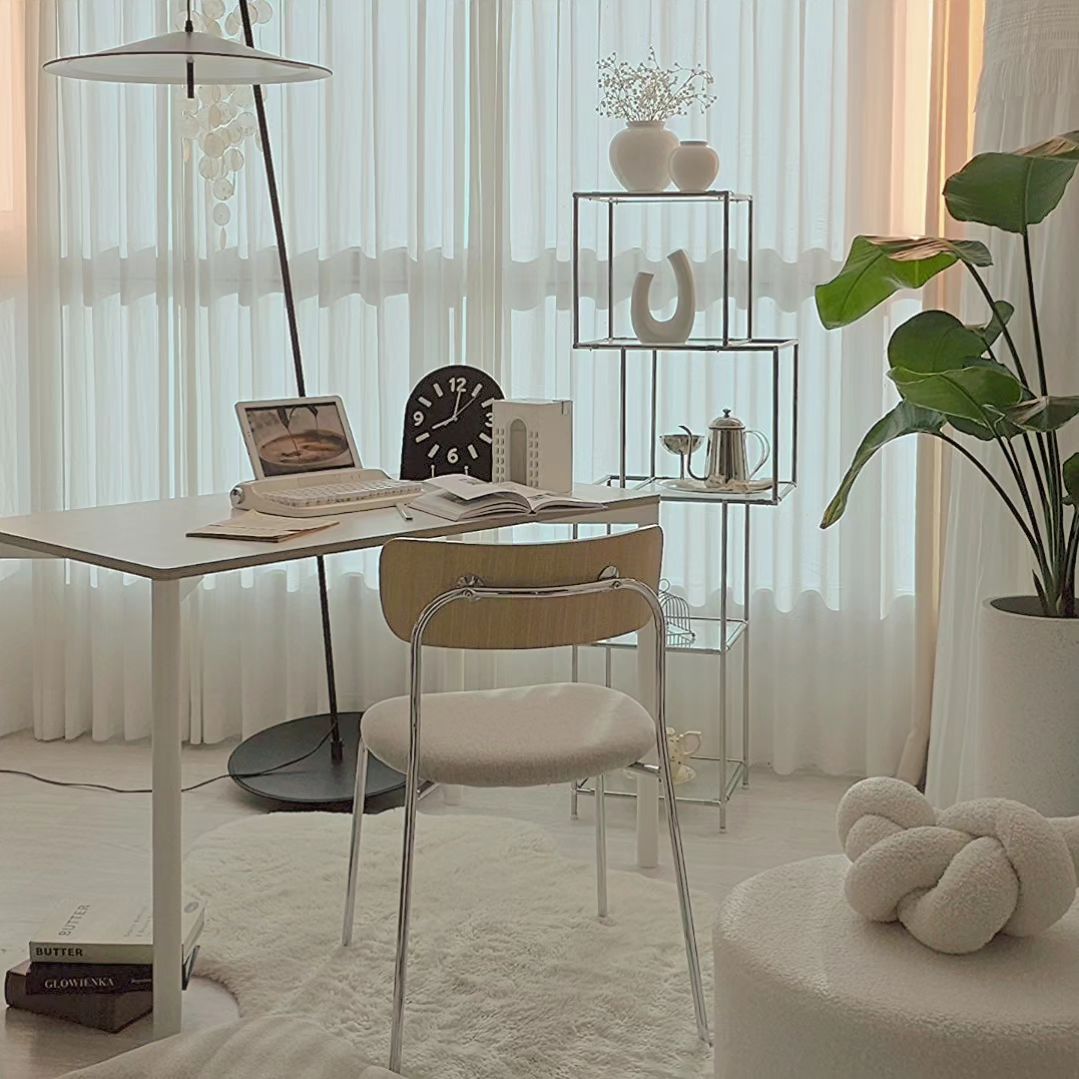 Wood Back Chrome Dining Chair user photo