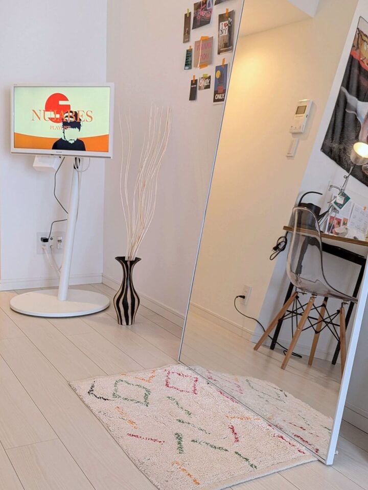 short form carousel card thumbnail