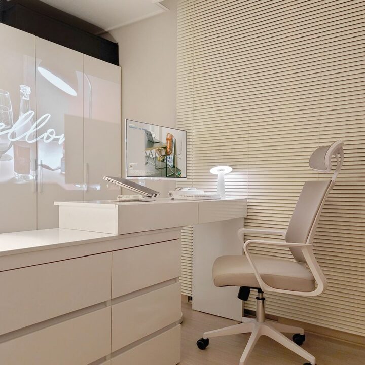 short form carousel card thumbnail