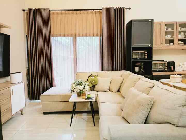 #ruangkeluarga #ruangtv #homedecor #ideruang 
#BTNOAS9