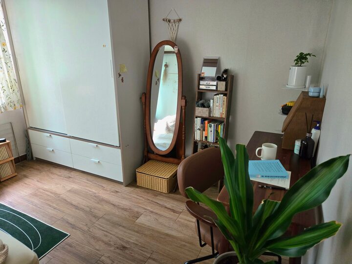 short form carousel card thumbnail