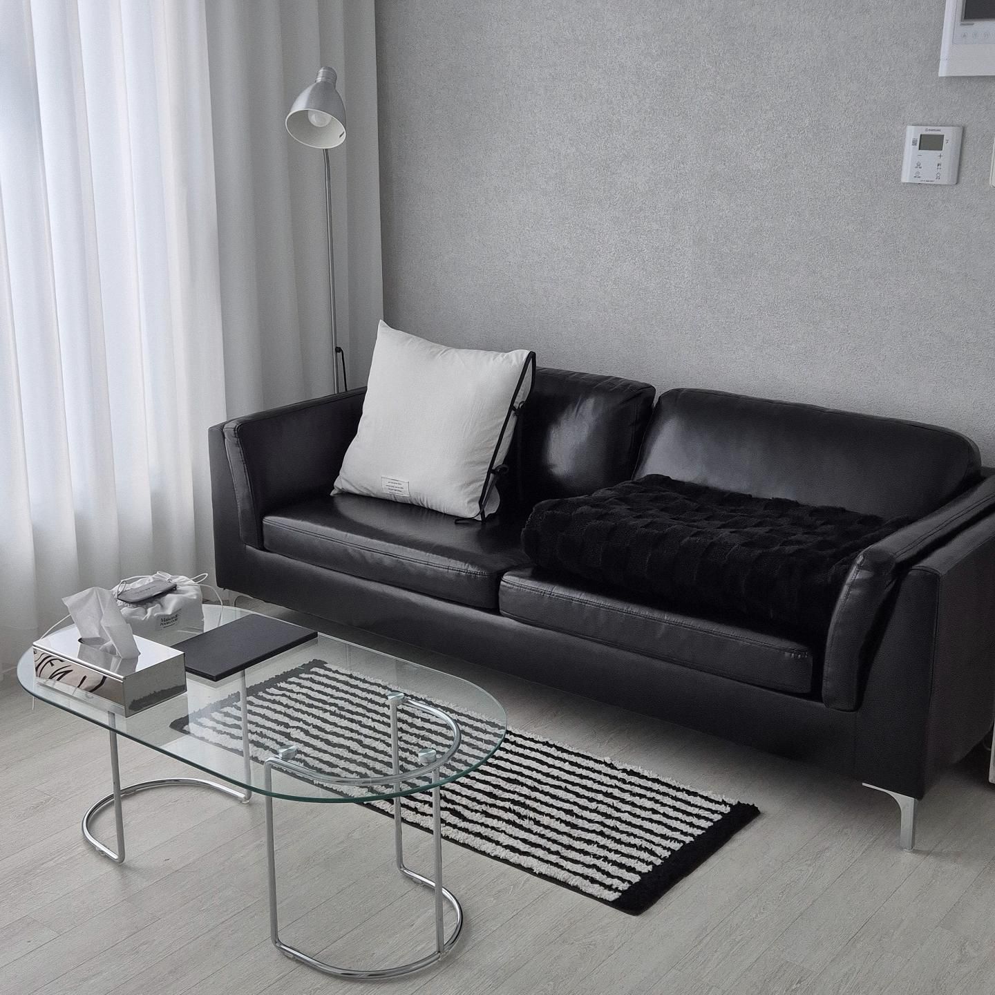 Fluffy Check Winter Blanket user photo